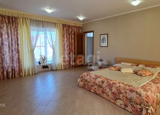 Продам дом, 484.8 м2, поселок городского типа Товарково, улица Ленина