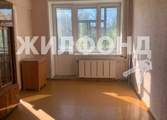 Продажа двухкомнатной квартиры, 42.6 м2, Дятьково, улица Карла Маркса, 3