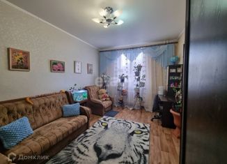 Продам 2-комнатную квартиру, 57.6 м2, Кемеровская область, улица 40 лет Октября, 11