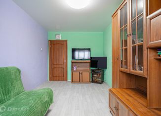 Продаю 2-комнатную квартиру, 46.2 м2, Свердловская область, проспект Космонавтов, 72