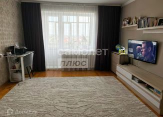 Продаю 2-ком. квартиру, 59.2 м2, Нефтекамск, Трактовая улица, 37А