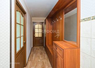 Продаю 2-комнатную квартиру, 44.2 м2, Новосибирск, улица Гоголя, 27А, метро Маршала Покрышкина