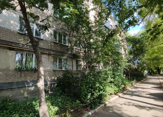 Продается 2-ком. квартира, 43.3 м2, Челябинск, улица Сталеваров, 1А, Металлургический район