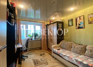 Продаю 1-ком. квартиру, 31 м2, Буй, улица Парижской Коммуны, 3