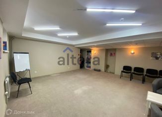 Продается офис, 140 м2, Казань, улица Адоратского, 3