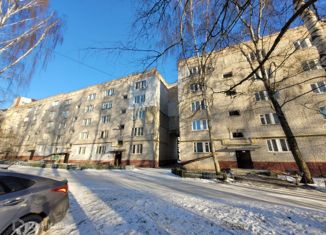 Продажа трехкомнатной квартиры, 57 м2, посёлок Путёвка, улица Строителей, 19