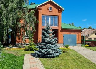 Продаю дом, 200 м2, Сарапул, улица Горького, 100