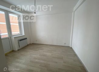 Продается 1-комнатная квартира, 34 м2, Грозный, микрорайон Бёрезка, улица Новаторов, 23