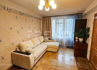 Продается двухкомнатная квартира, 44.7 м2, Санкт-Петербург, улица Белы Куна, 17к1, метро Бухарестская