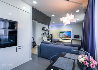 Продаю двухкомнатную квартиру, 72.7 м2, Челябинск, улица Чичерина, 38В, ЖК Подсолнухи