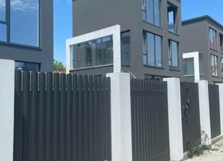 Продажа дома, 180 м2, посёлок городского типа Дагомыс