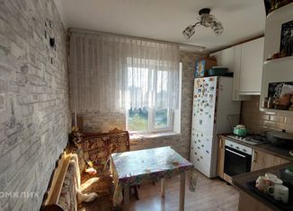 Продается 4-комнатная квартира, 76 м2, Калининград, Московский проспект, 94