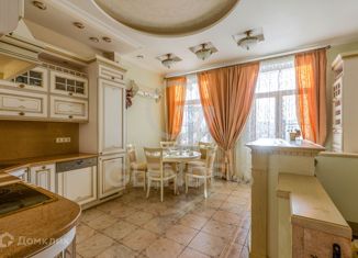 Продаю 4-ком. квартиру, 133 м2, Санкт-Петербург, Морской проспект, 24, Морской проспект