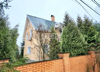 Сдам дом, 220 м2, село Юдино, село Юдино, 22А