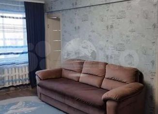 Продам трехкомнатную квартиру, 47 м2, Новгородская область, улица Попова, 3