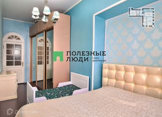 Четырехкомнатная квартира на продажу, 110.8 м2, Санкт-Петербург, Бронницкая улица, 19, Бронницкая улица