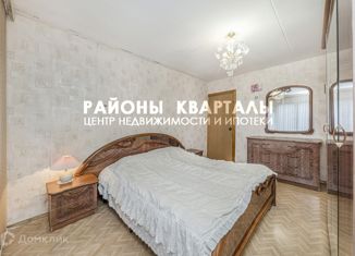 Продается 3-комнатная квартира, 72.7 м2, Челябинск, улица Ворошилова, 37