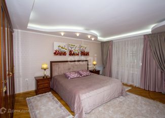 Продам 5-комнатную квартиру, 155 м2, Ростов-на-Дону, улица Налбандяна, 92/24, Пролетарский район