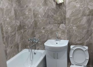 Продаю однокомнатную квартиру, 38 м2, Йошкар-Ола, улица Чернякова, 11, микрорайон 9В