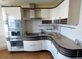 Сдам 2-ком. квартиру, 60 м2, Москва, Лухмановская улица, 24