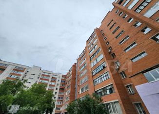 Продается 2-ком. квартира, 50 м2, Тюменская область, улица Моторостроителей, 9