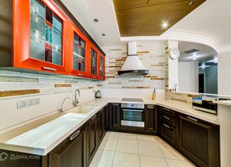 4-комнатная квартира на продажу, 131 м2, Москва, Мытная улица, 7с2, метро Серпуховская