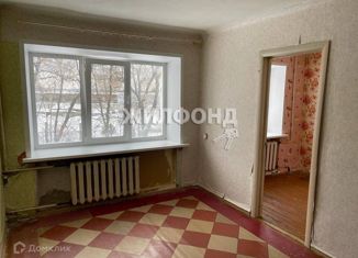 Продаю 2-ком. квартиру, 42 м2, Новосибирск, улица Гусинобродский Тракт, 21, Октябрьский район