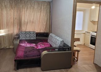 Аренда 2-комнатной квартиры, 44 м2, Алексин, улица Мира, 3