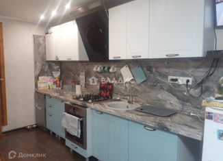 Продам трехкомнатную квартиру, 89.7 м2, поселок городского типа Шемышейка, улица Яксарова, 1А