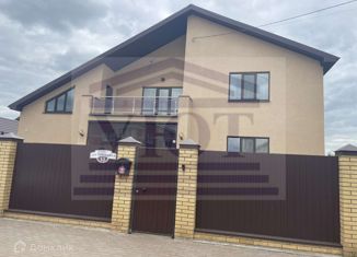 Продам дом, 303 м2, Кинель, Листопадная улица, 32