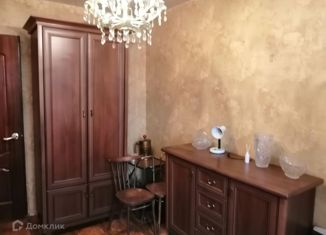 Продам 2-комнатную квартиру, 45 м2, Нижний Новгород, улица Сергея Есенина, 3, жилой район Мещерское Озеро