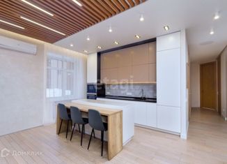 Сдам в аренду трехкомнатную квартиру, 95 м2, Новосибирск, улица Тимирязева, 97, Заельцовский район