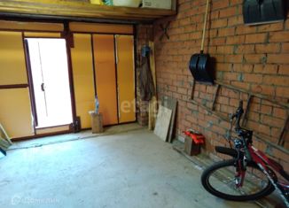 Продам гараж, 17.6 м2, Сыктывкар, Центральный район, Октябрьский проспект, 82/4