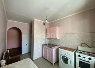 Продается трехкомнатная квартира, 57.6 м2, Ершов, Лесхозная улица, 27