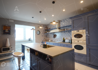 Сдается в аренду 3-ком. квартира, 160 м2, Санкт-Петербург, Планерная улица, 63к1, муниципальный округ Юнтолово