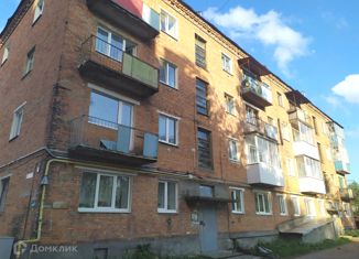 Продам однокомнатную квартиру, 32 м2, Александровск, улица Халтурина, 8