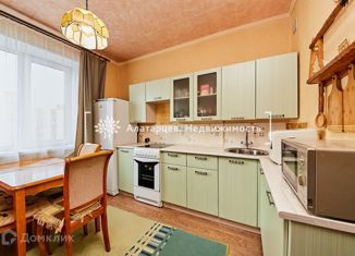 Продается 2-ком. квартира, 54.4 м2, Томская область, Пролетарская улица, 18