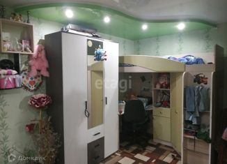 Продается 1-комнатная квартира, 32 м2, село Новодмитриевка, Центральный микрорайон, 33