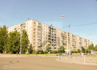 Продается 2-комнатная квартира, 50.5 м2, Санкт-Петербург, Искровский проспект, 9, Искровский проспект