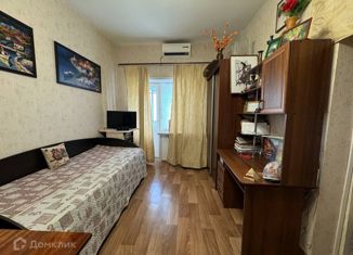 Продажа 1-комнатной квартиры, 30.8 м2, Волгоград, проспект Маршала Жукова, 145