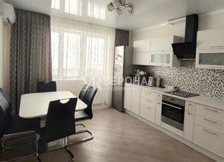 Продается 2-комнатная квартира, 70 м2, Краснодар, улица КИМ, 143/1