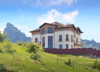 Продаю дом, 445 м2, поселок городского типа Коктебель, улица Ленина