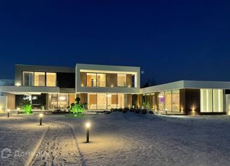 Продаю дом, 750 м2, деревня Захарово