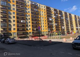 Продается 2-комнатная квартира, 60 м2, городской посёлок имени Свердлова, Западный проезд, 11Ак2