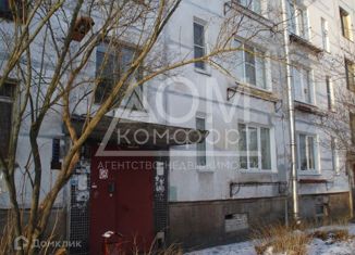 Продам трехкомнатную квартиру, 42 м2, Ленинградская область, улица Калинина, 41