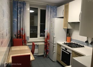 Продаю 2-ком. квартиру, 47 м2, Москва, Университетский проспект, 23к2, Университетский проспект