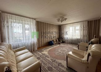 Продается 3-комнатная квартира, 108.7 м2, Татарстан, проспект Ямашева, 83