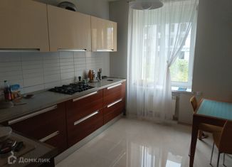 Продается четырехкомнатная квартира, 129.5 м2, Волгоградская область, Профсоюзная улица, 12