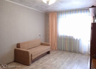 Сдается в аренду 1-комнатная квартира, 32 м2, Кировская область, улица Тимирязева, 10