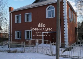 Продам дом, 250 м2, деревня Строитель